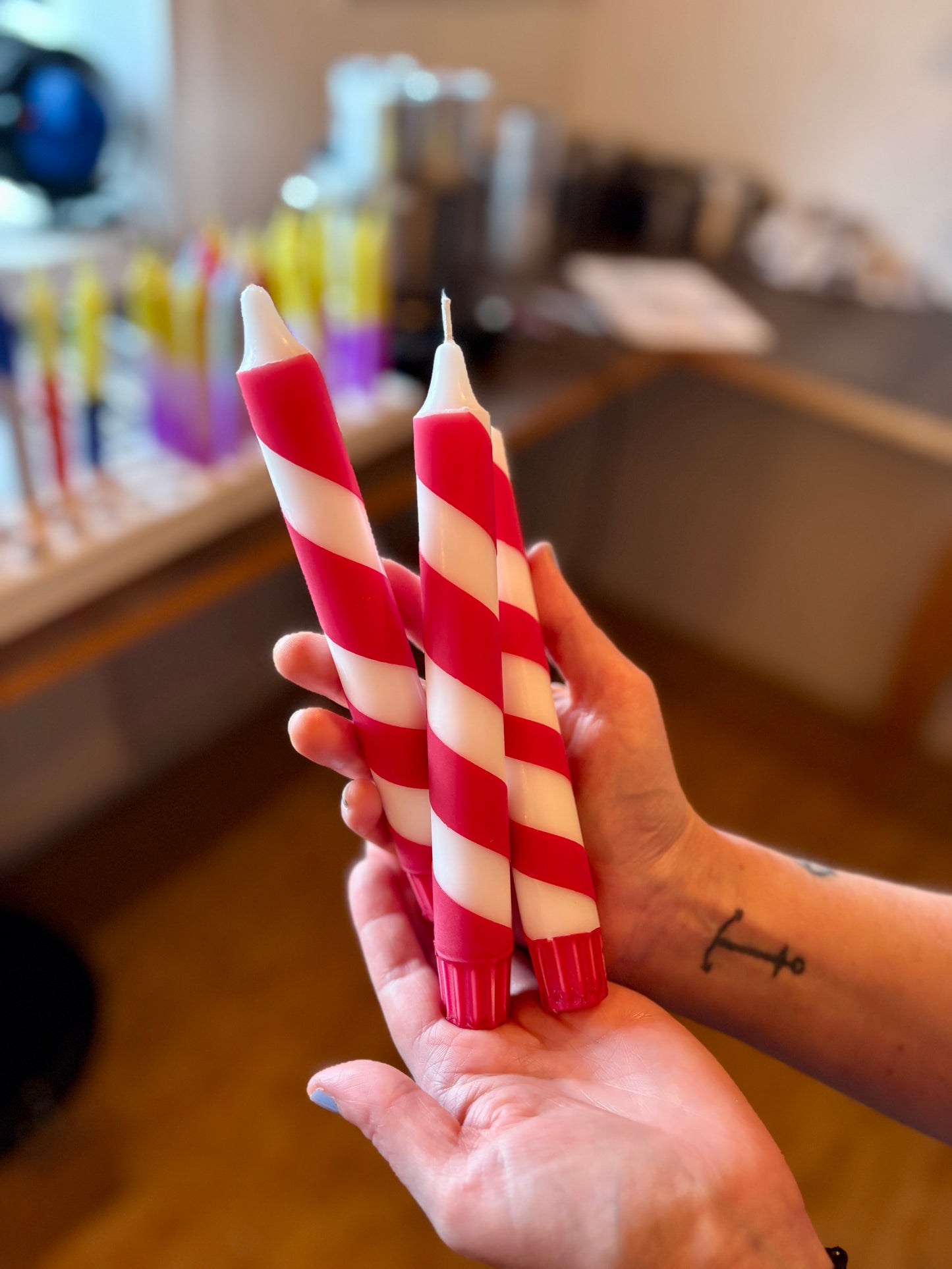 Polkagris Stearin Candles – Handcrafted Red & White Spiral Taper Candles – Made in Gränna – Available in 3, 5, 10, 15 or 20-Pack