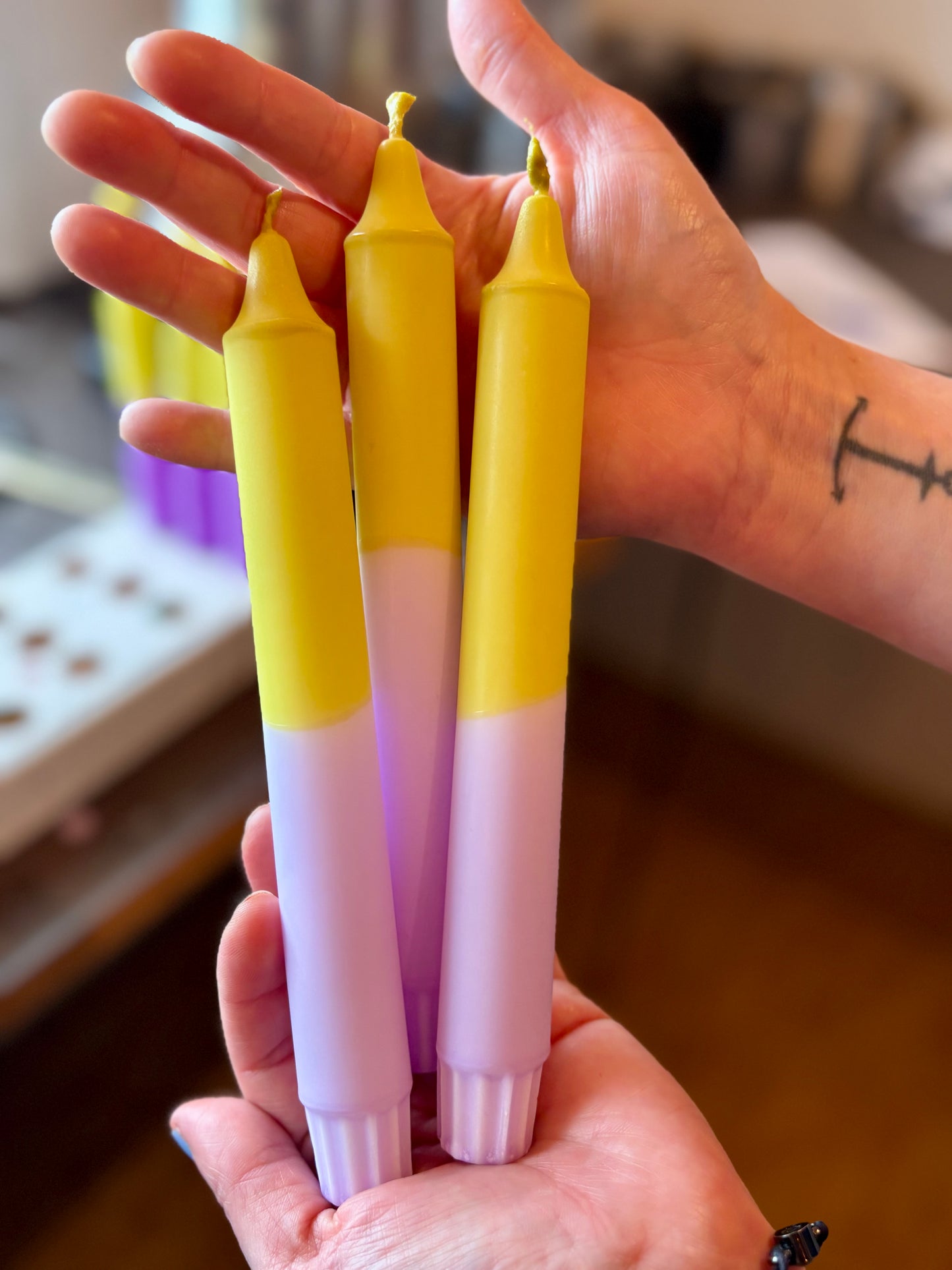 Olive Bloom Stearin Candles – Handcrafted Olive Green & Light Purple Taper Candles – Botanical Pastel Decor – Available in 3, 5, 10, 15 or 20-Pack