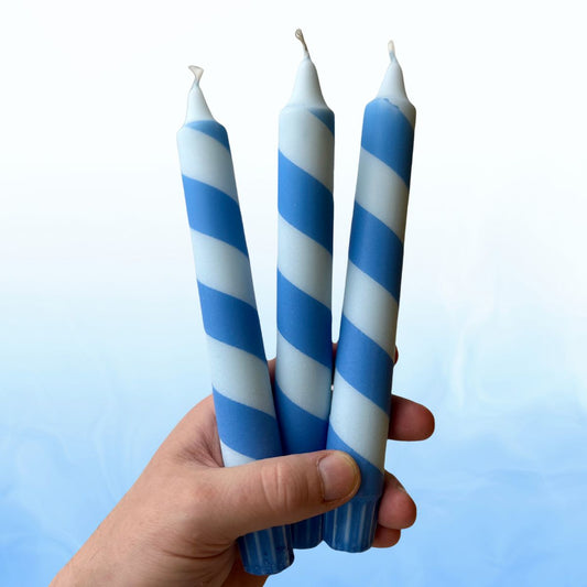 Blå Polkastrut – Randigt Stearinljus