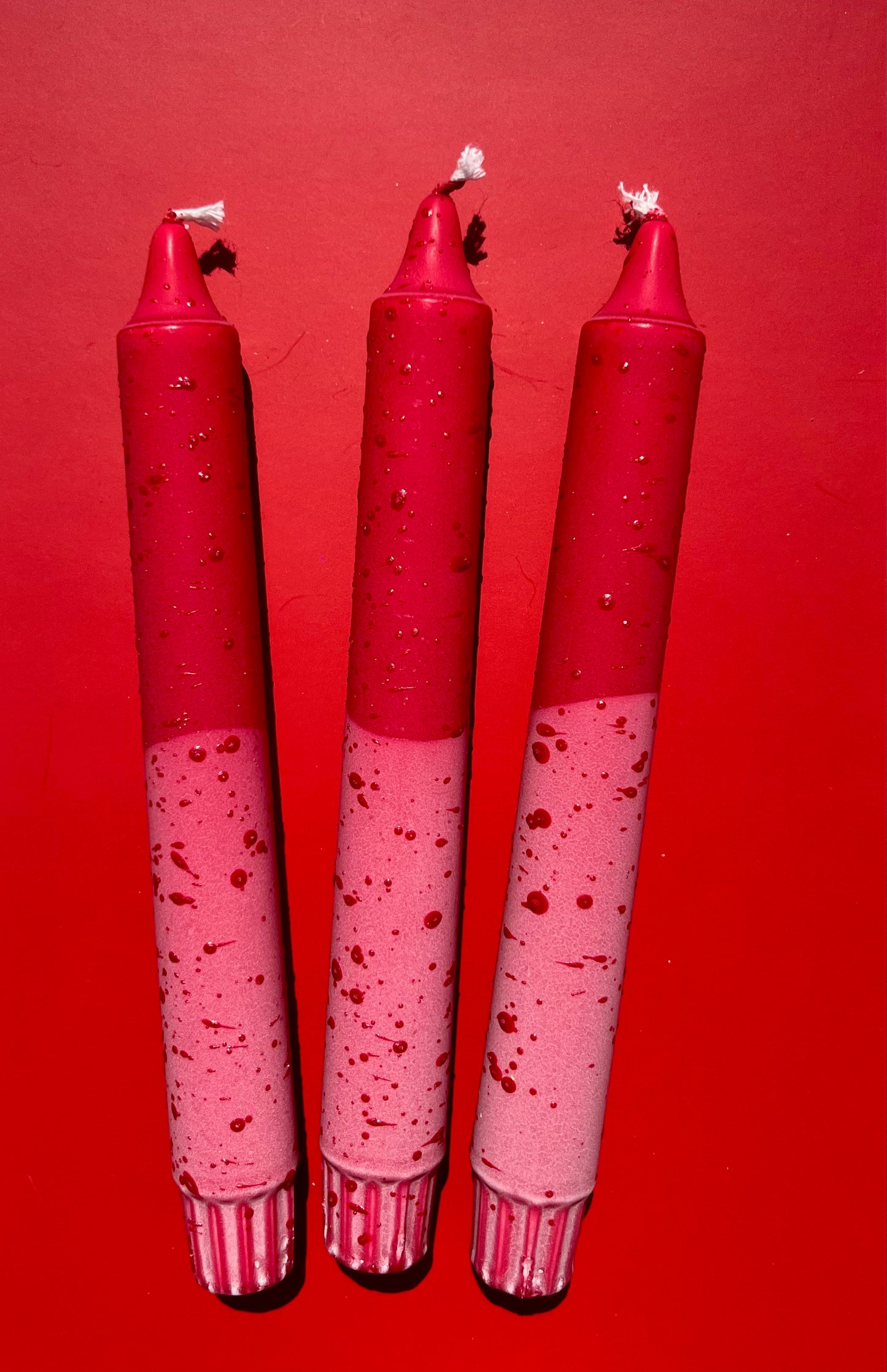 Cherry Pop stearinljus – rött konfettiljus med stänk