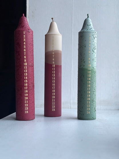 Julglöd – Kalenderljus med gulddekor