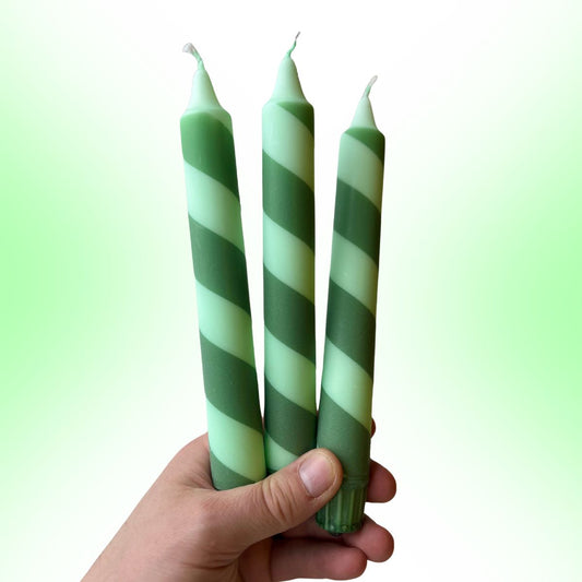 Skogsgrön Polkagris – Randigt Stearinljus