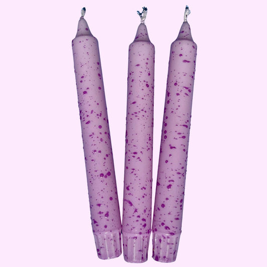 Purple Haze Pop stearinljus – lila konfettiljus med stänk